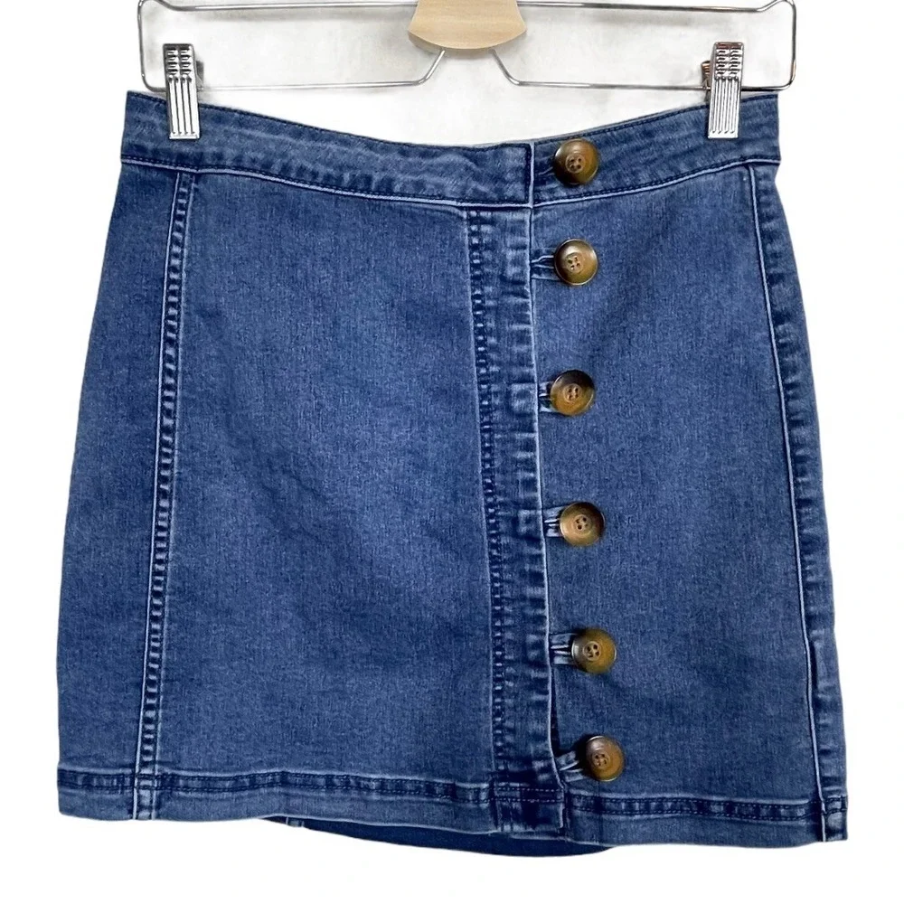 Free People Daisy Denim Wrap‎ Skirt 6 Indie Boho Y2K Mini 90s Inspired Festival